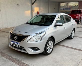 Nissan Versa Usado en Mendoza Financiado