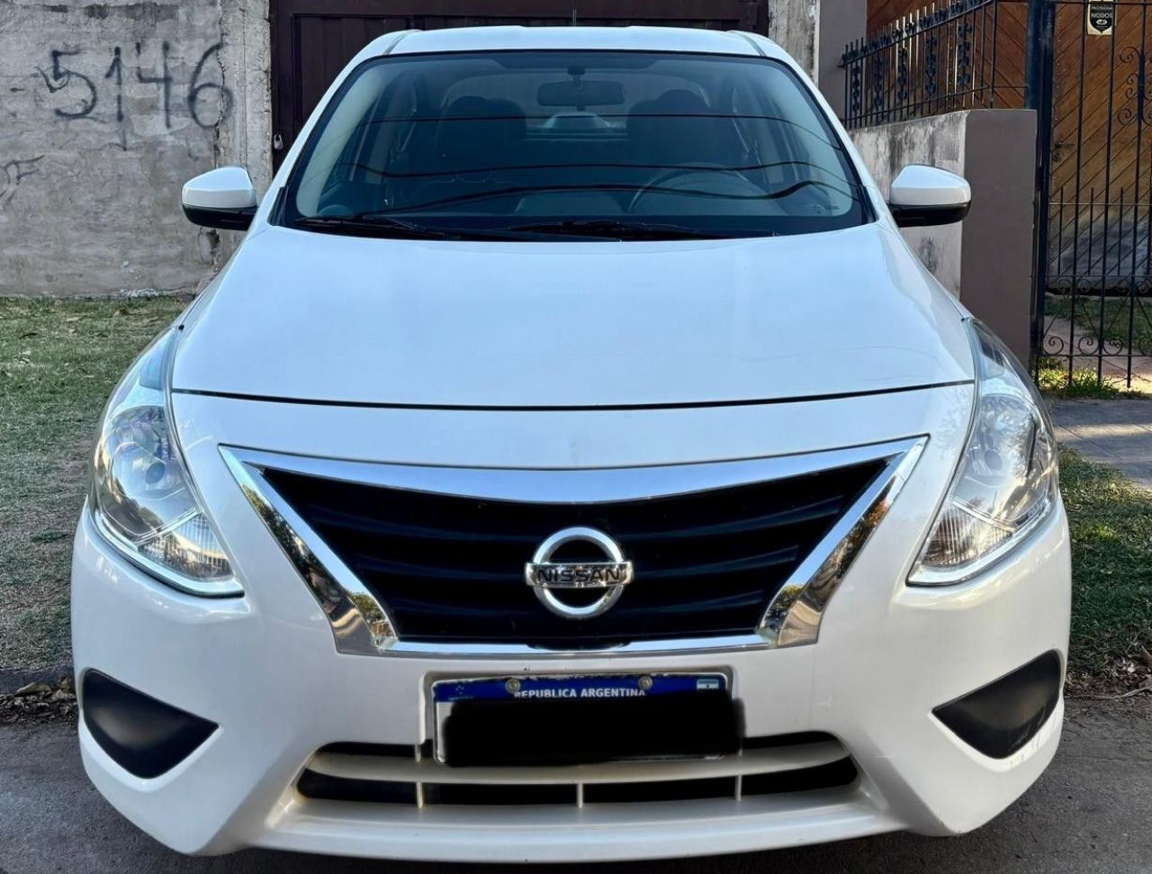 Nissan Versa Usado Financiado en Córdoba, deRuedas