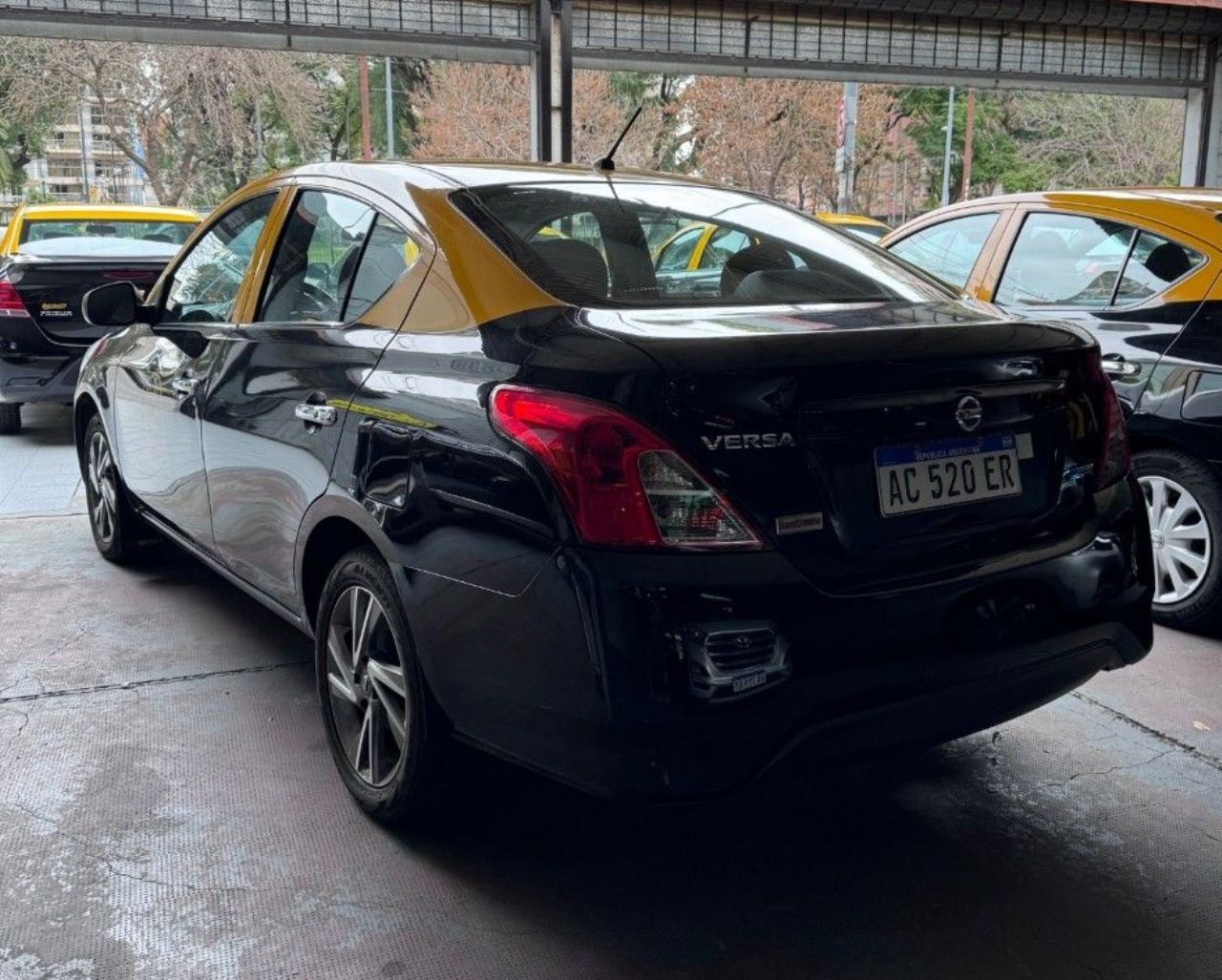 Nissan Versa Usado en Buenos Aires, deRuedas