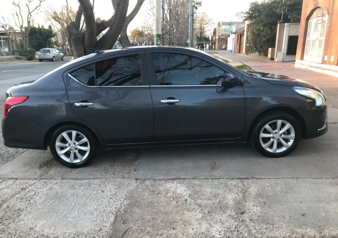 Nissan Versa Usado en Mendoza, deRuedas