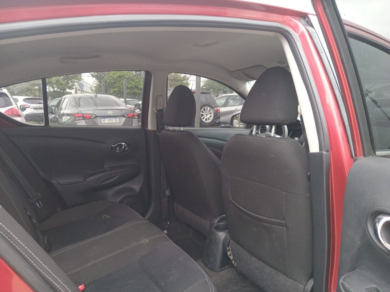 Nissan Versa Usado Financiado en Córdoba, deRuedas