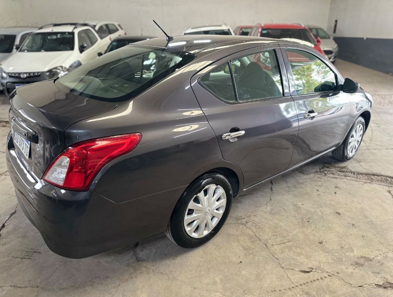 Nissan Versa Usado Financiado en Mendoza, deRuedas