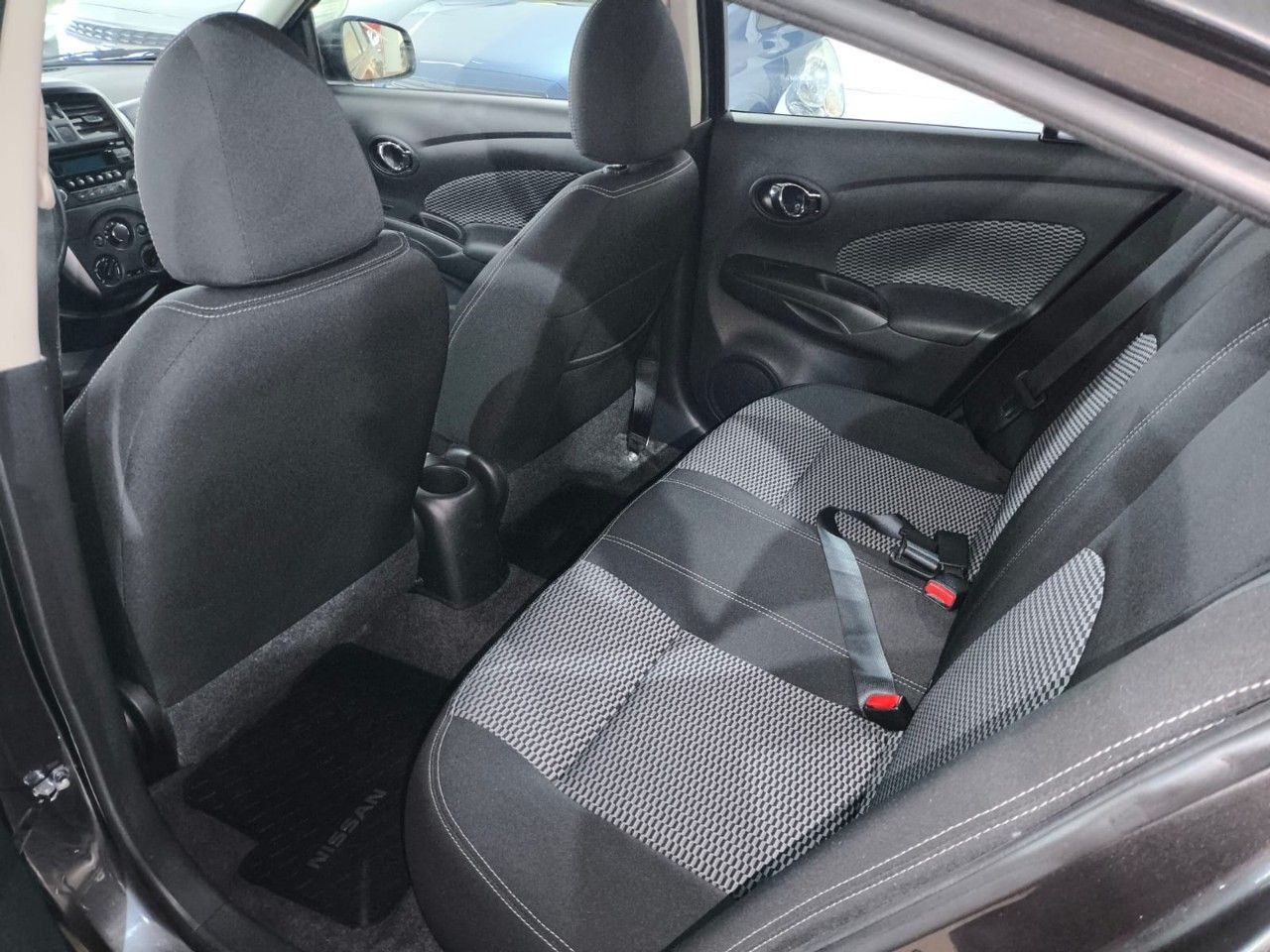 Nissan Versa Usado Financiado en Córdoba, deRuedas