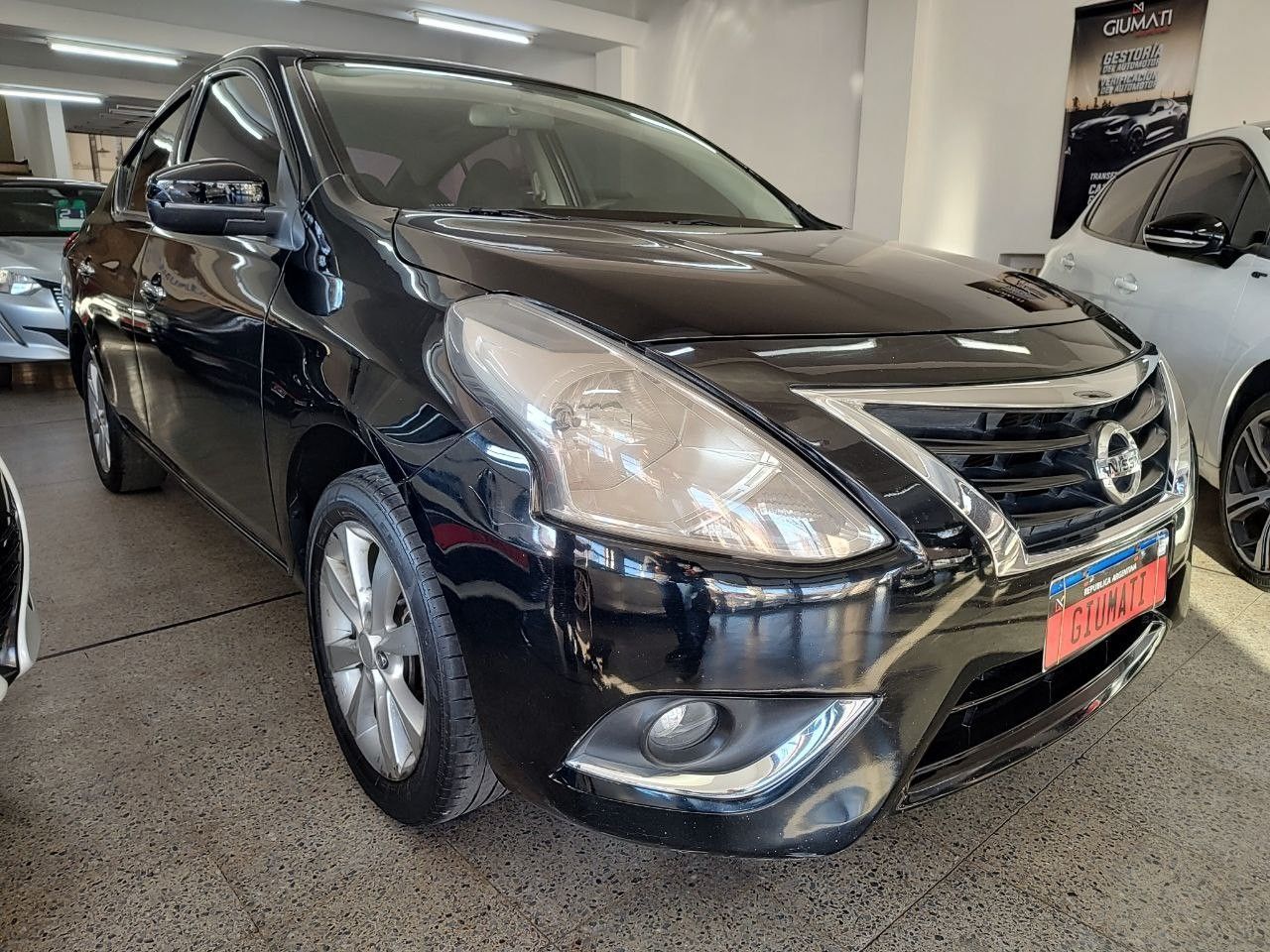 Nissan Versa Usado Financiado en Mendoza, deRuedas