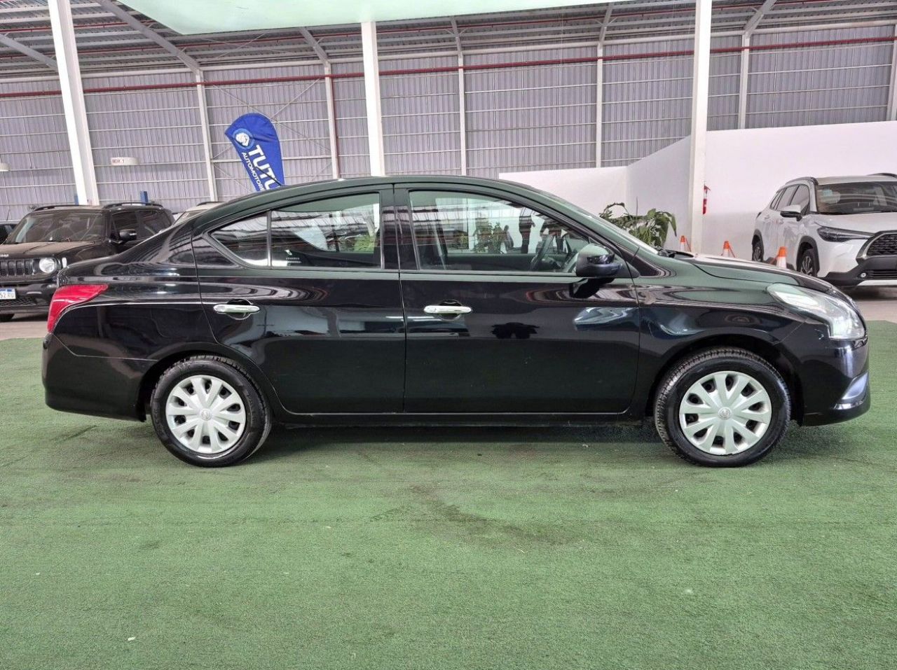 Nissan Versa Usado Financiado en Córdoba, deRuedas