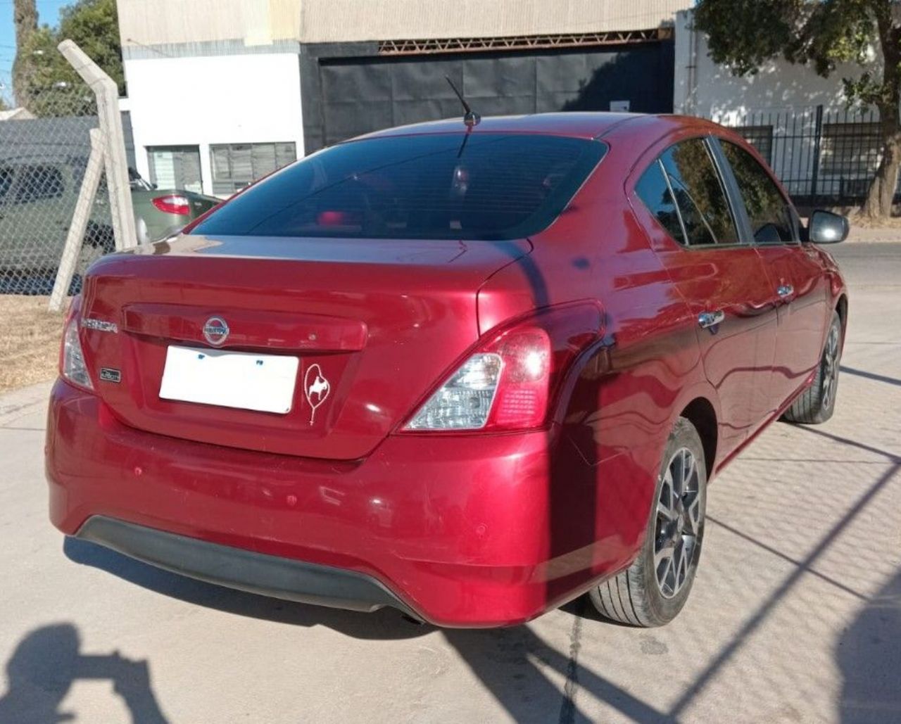 Nissan Versa Usado Financiado en Córdoba, deRuedas