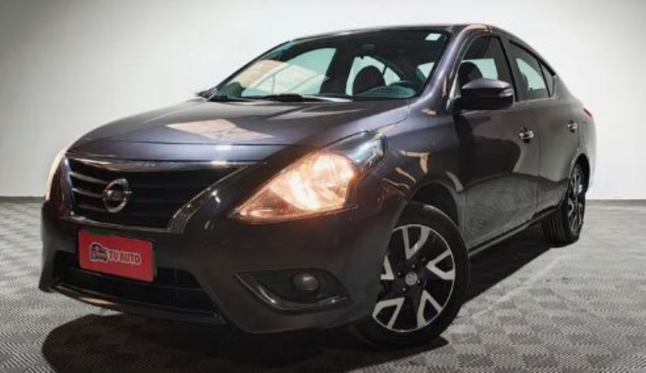 Nissan Versa Usado en Córdoba, deRuedas