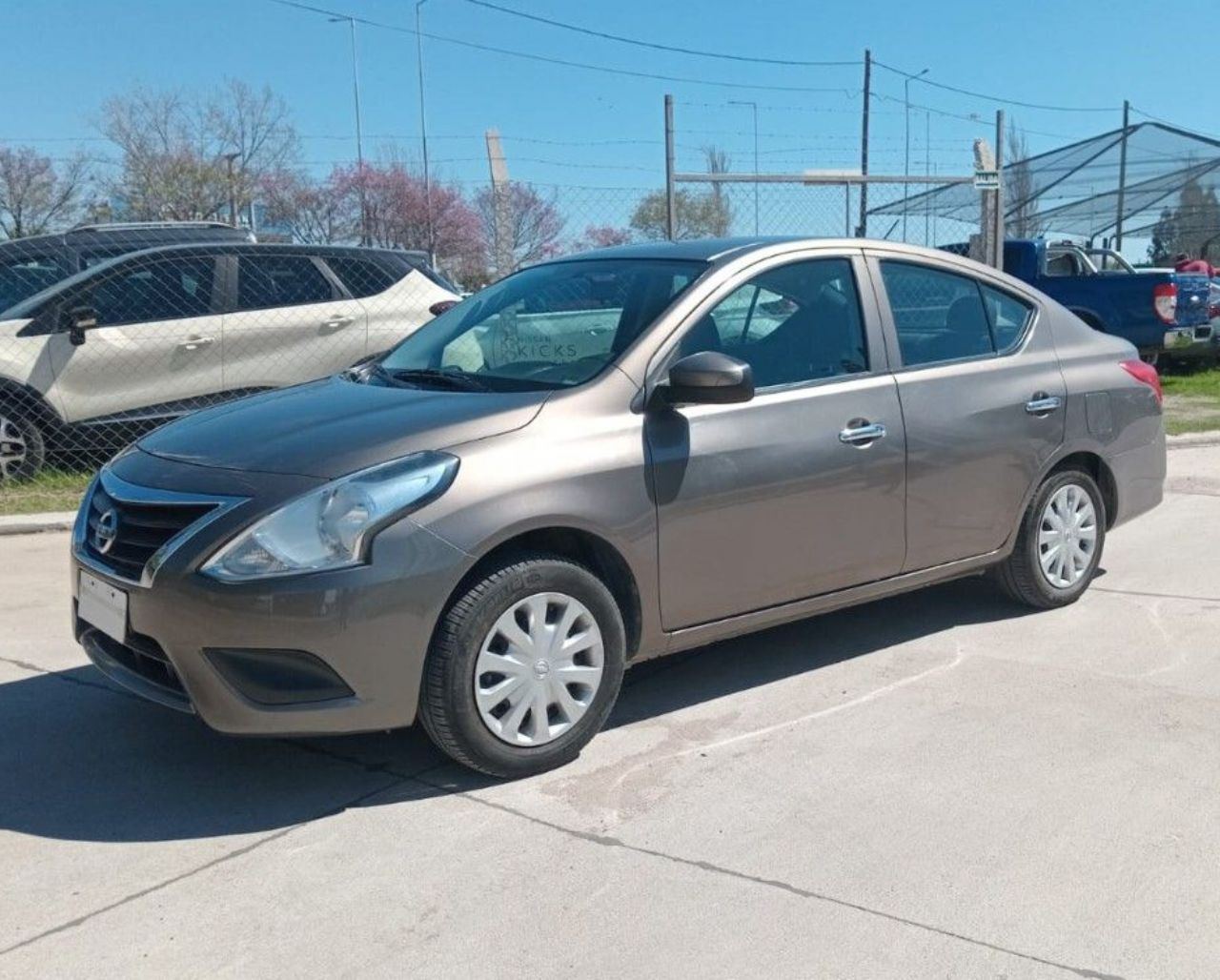 Nissan Versa Usado Financiado en Córdoba, deRuedas