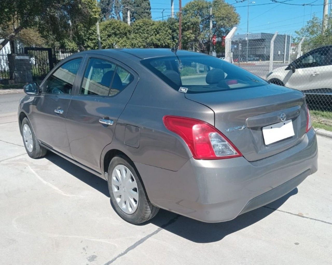 Nissan Versa Usado Financiado en Córdoba, deRuedas