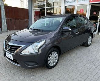 Nissan Versa Usado en Córdoba Financiado