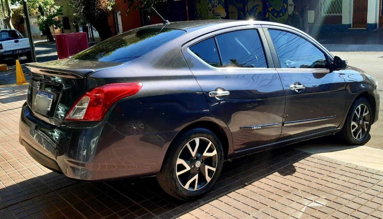 Nissan Versa Usado en Mendoza, deRuedas