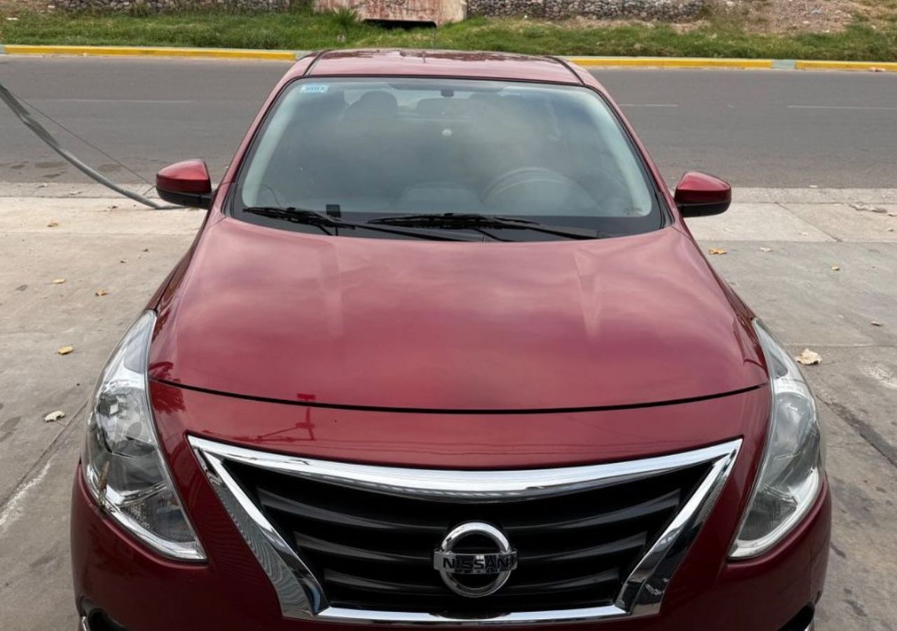 Nissan Versa Usado en Mendoza, deRuedas