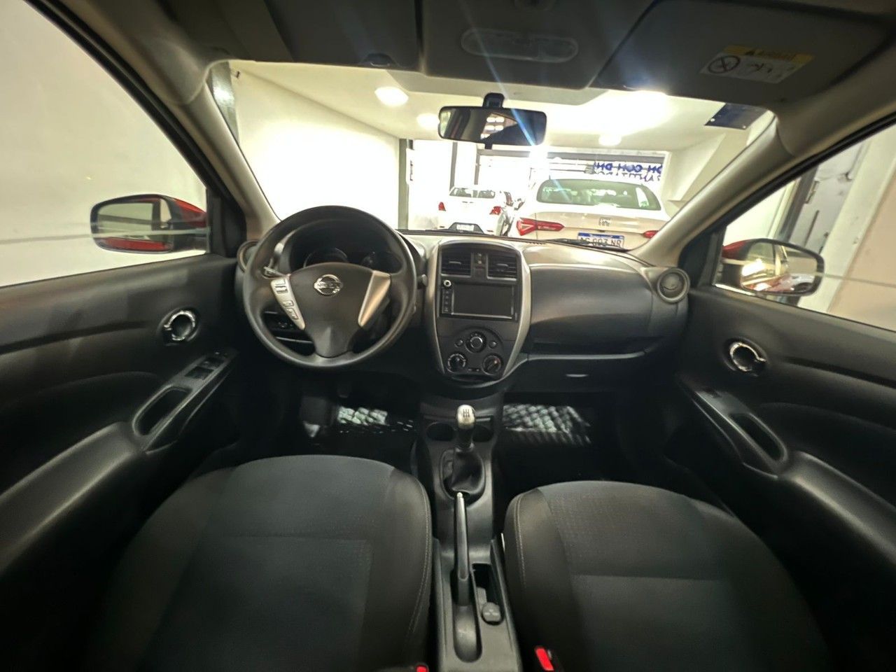 Nissan Versa Usado Financiado en Córdoba, deRuedas