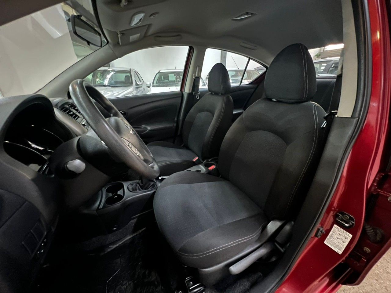 Nissan Versa Usado Financiado en Córdoba, deRuedas