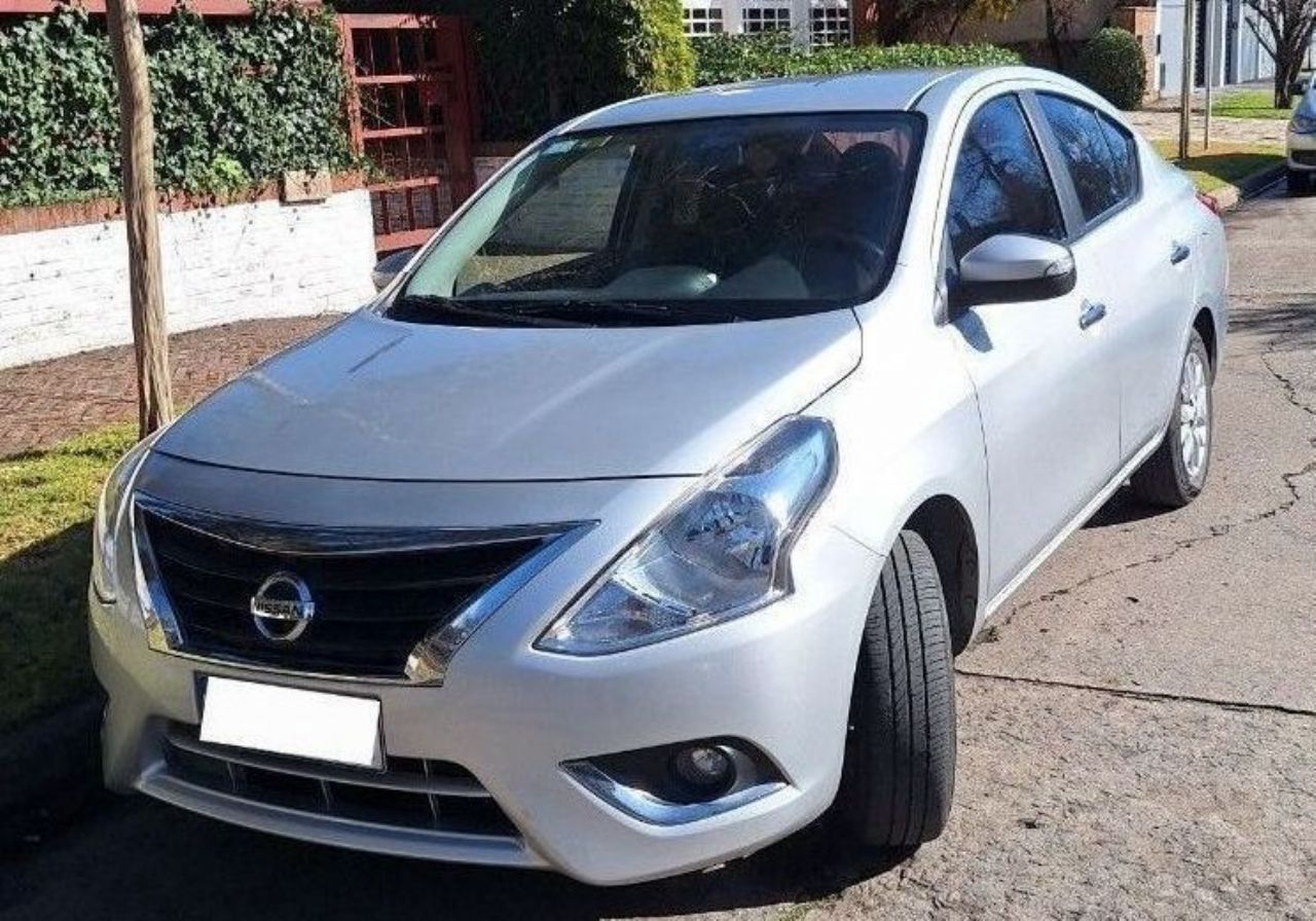 Nissan Versa Usado en Buenos Aires, deRuedas
