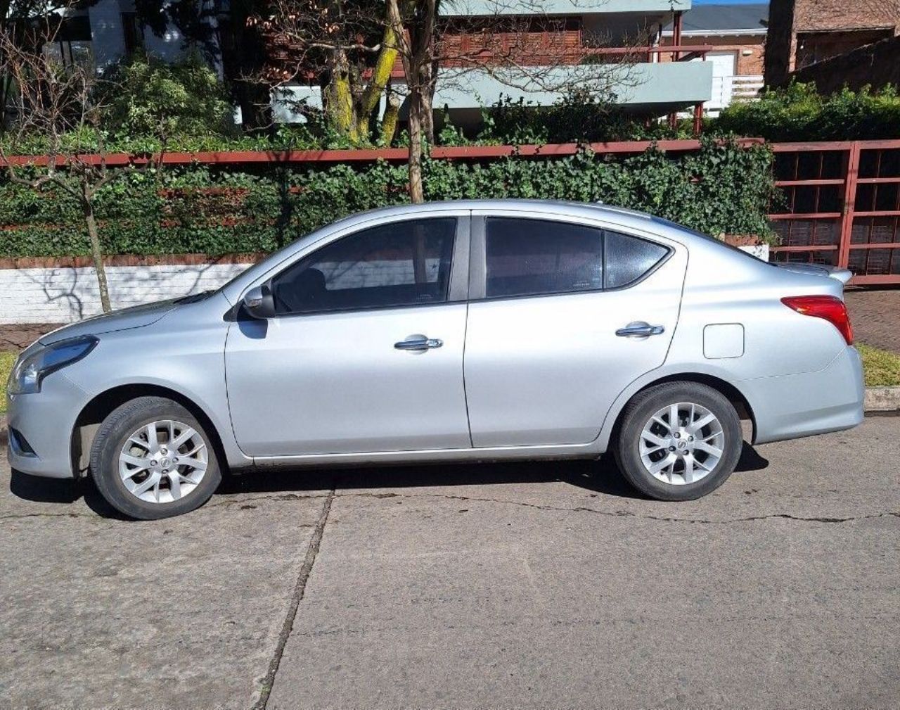 Nissan Versa Usado en Buenos Aires, deRuedas