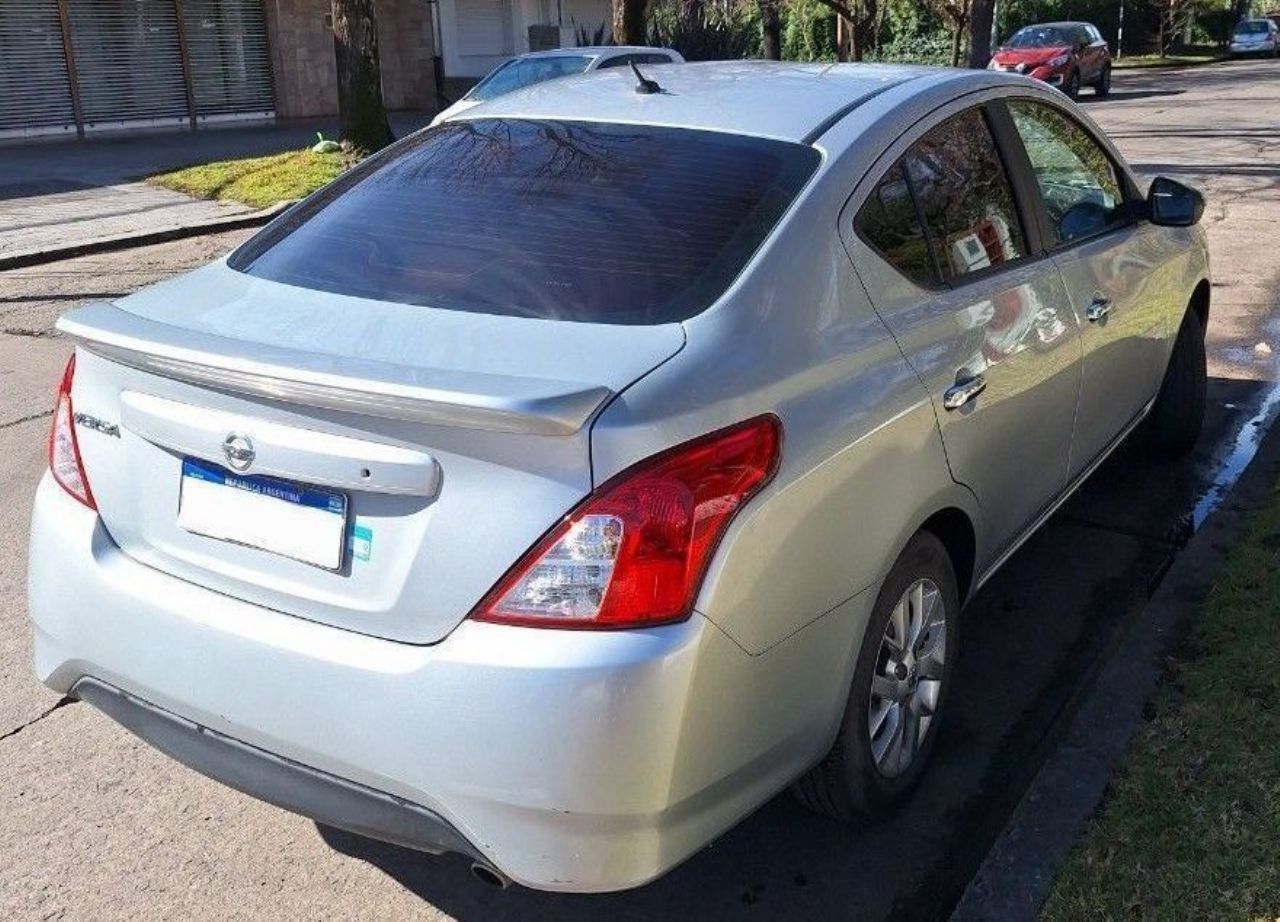 Nissan Versa Usado en Buenos Aires, deRuedas