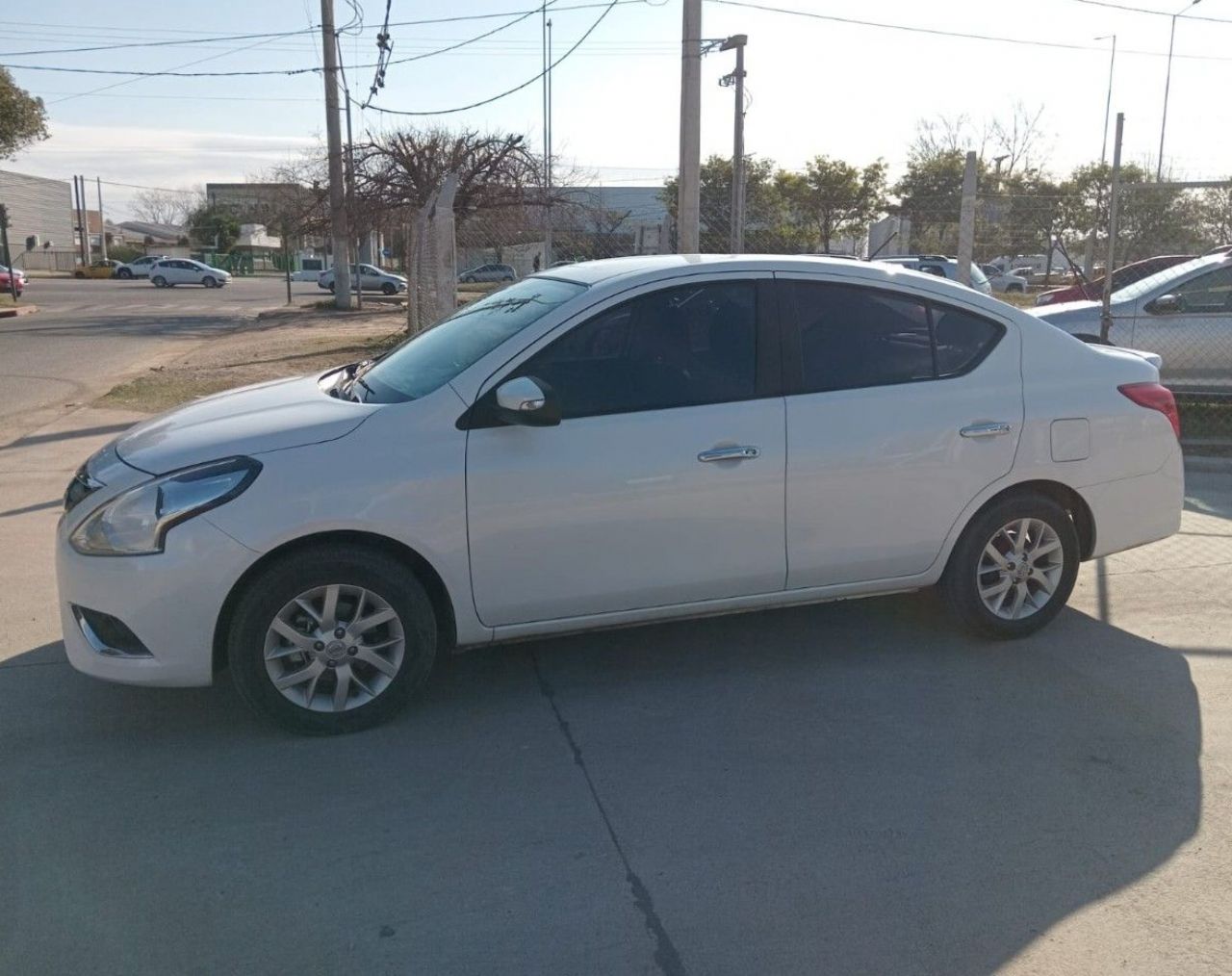 Nissan Versa Usado Financiado en Córdoba, deRuedas