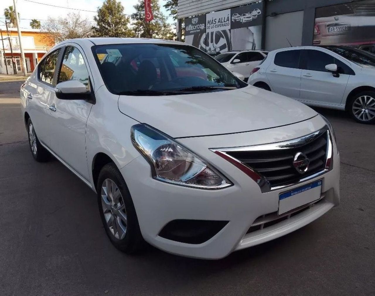 Nissan Versa Usado en Córdoba, deRuedas
