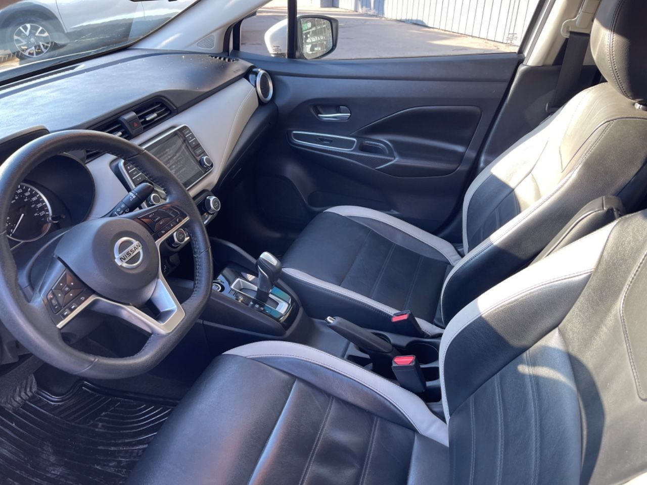 Nissan Versa Usado Financiado en Mendoza, deRuedas