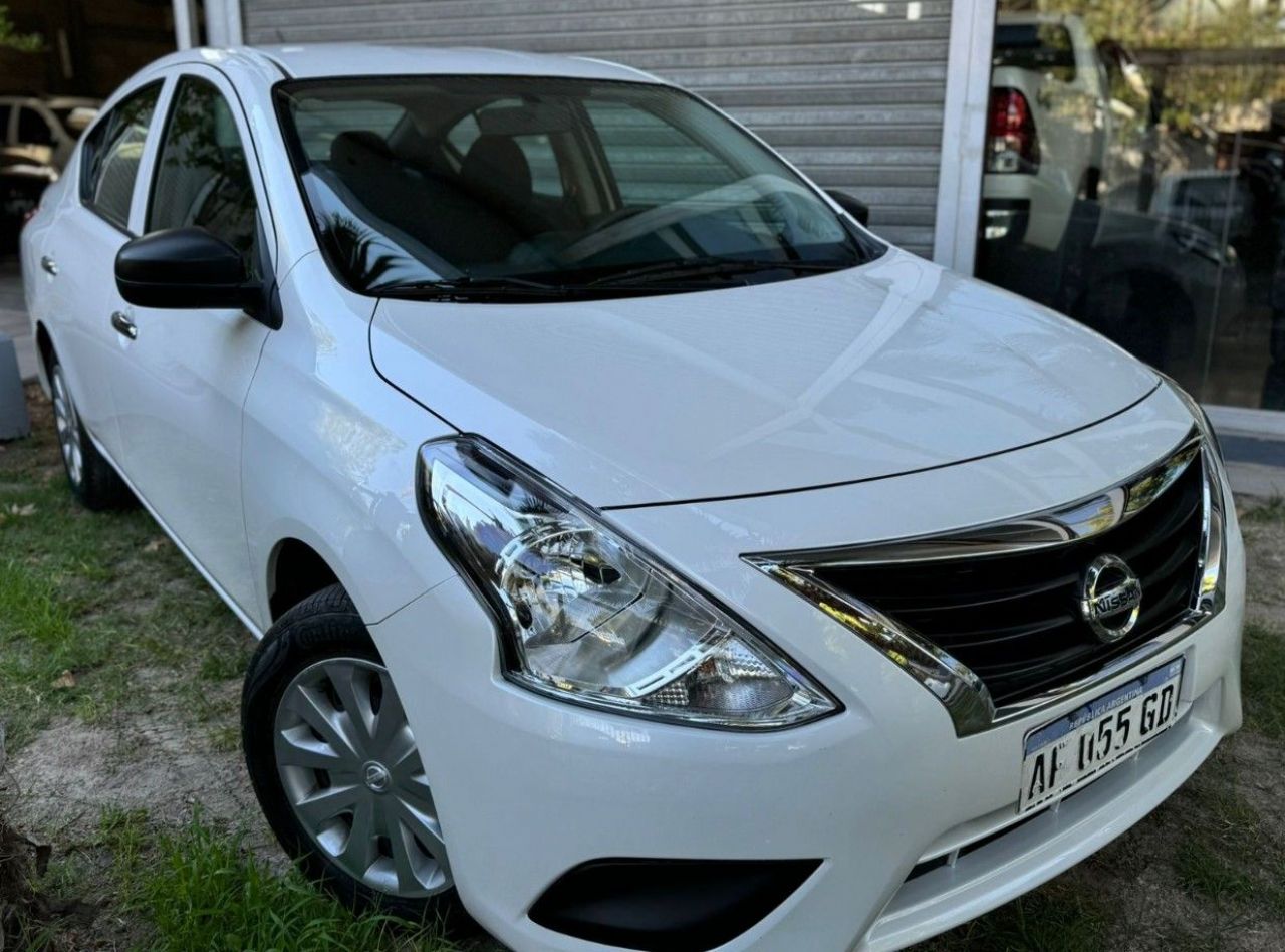 Nissan Versa Usado en Mendoza, deRuedas