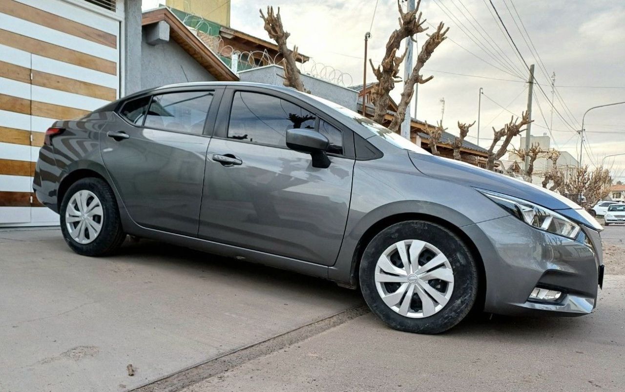 Nissan Versa Usado en Mendoza, deRuedas