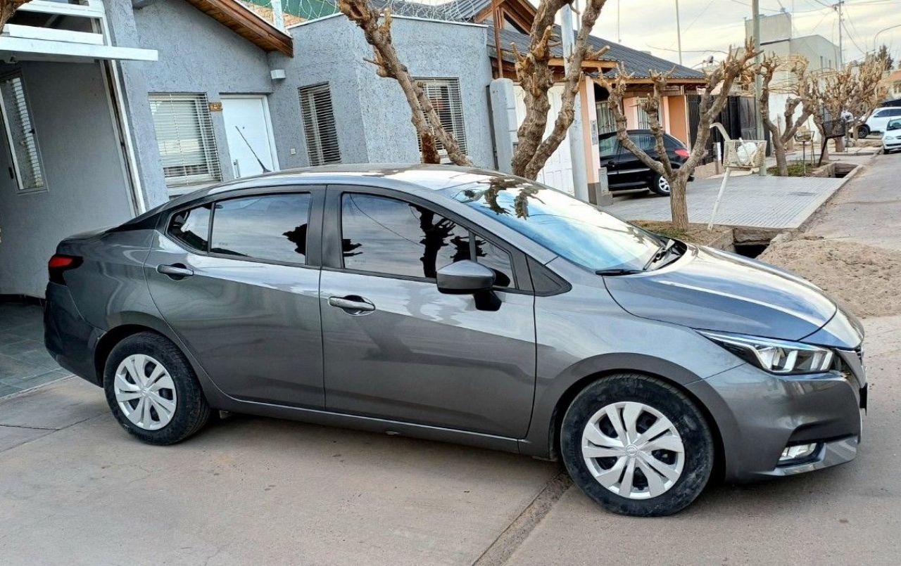 Nissan Versa Usado en Mendoza, deRuedas