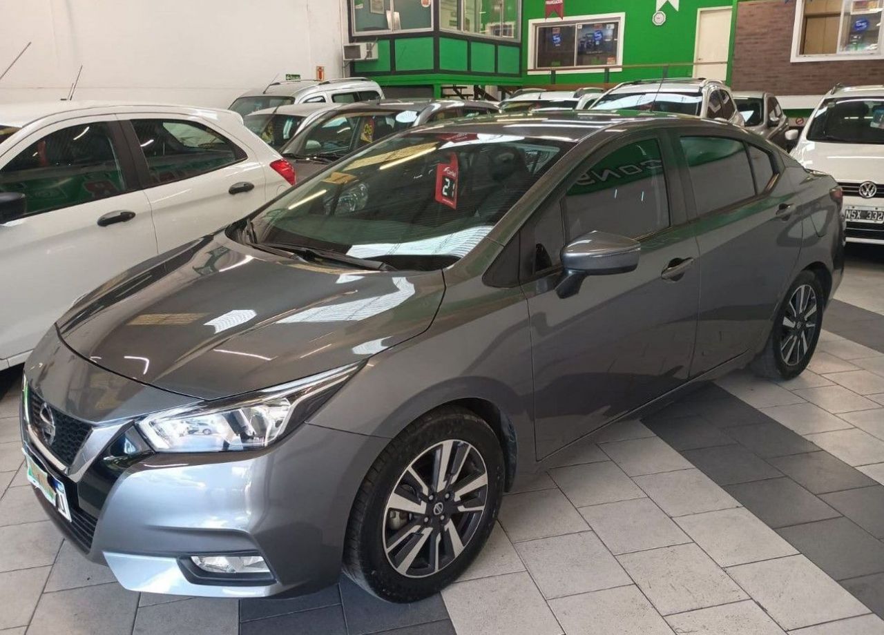 Nissan Versa Usado Financiado en Córdoba, deRuedas