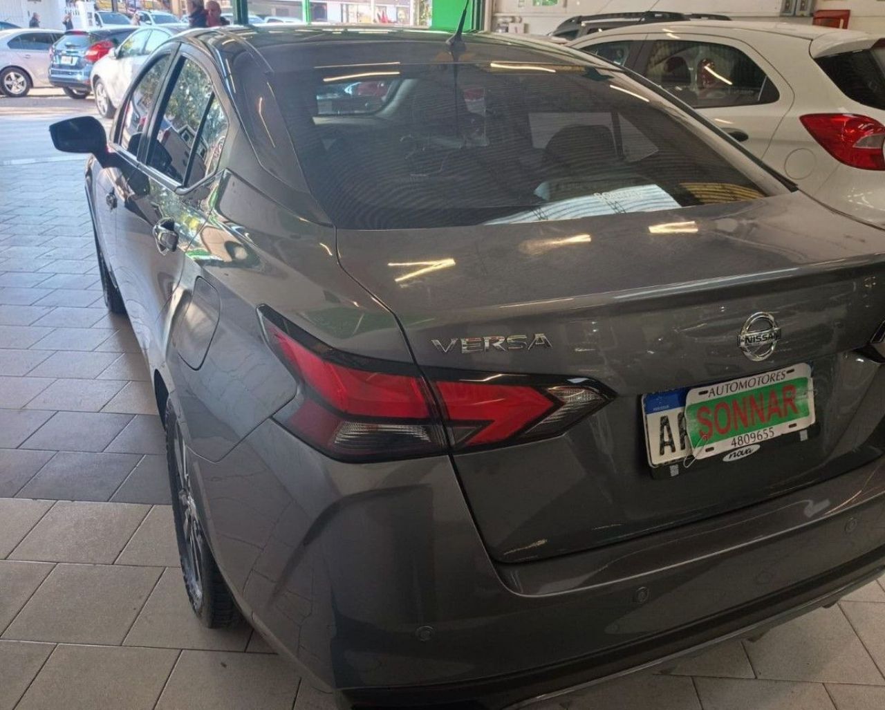 Nissan Versa Usado Financiado en Córdoba, deRuedas