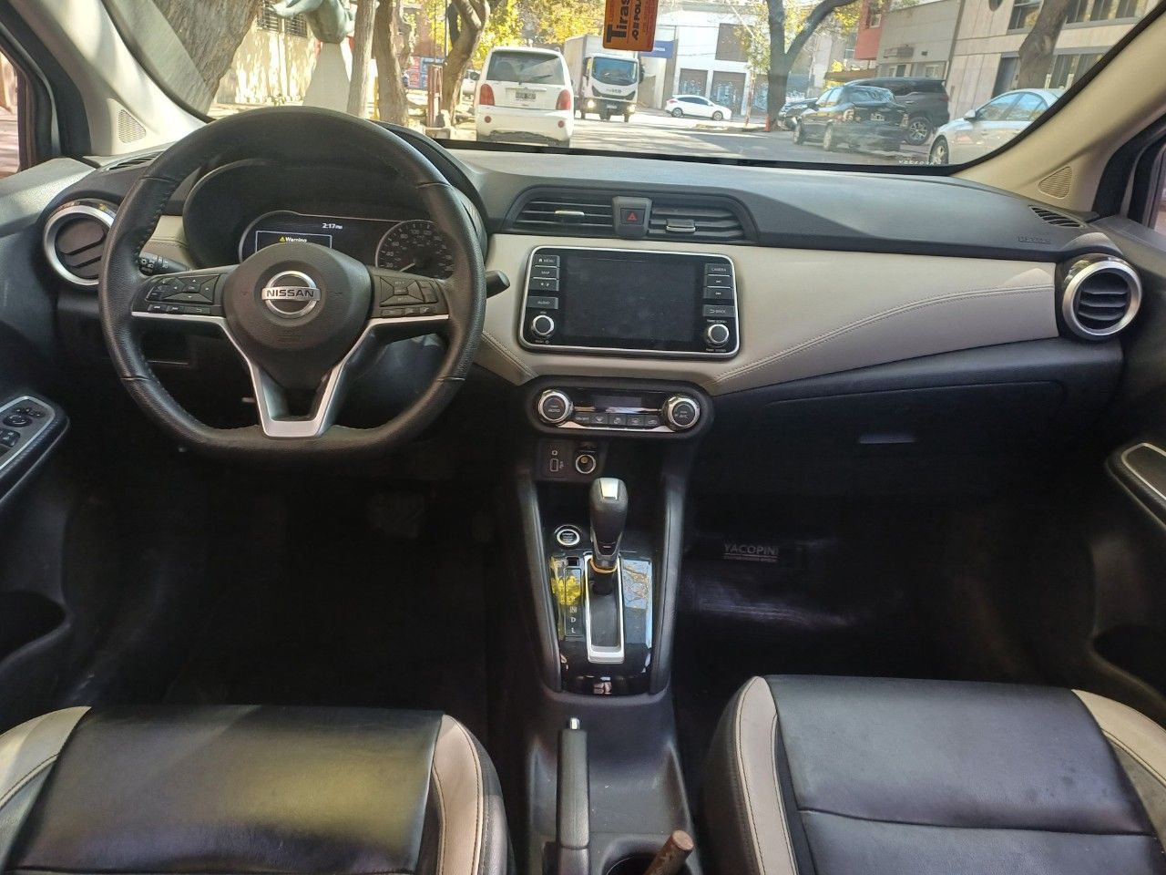Nissan Versa Usado Financiado en Mendoza, deRuedas