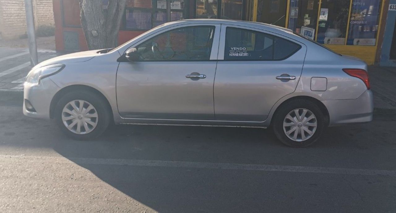 Nissan Versa Usado en Mendoza, deRuedas