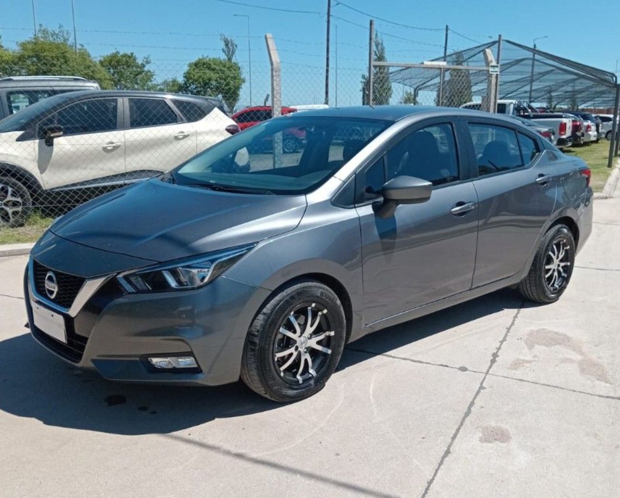 Nissan Versa Usado Financiado en Córdoba, deRuedas