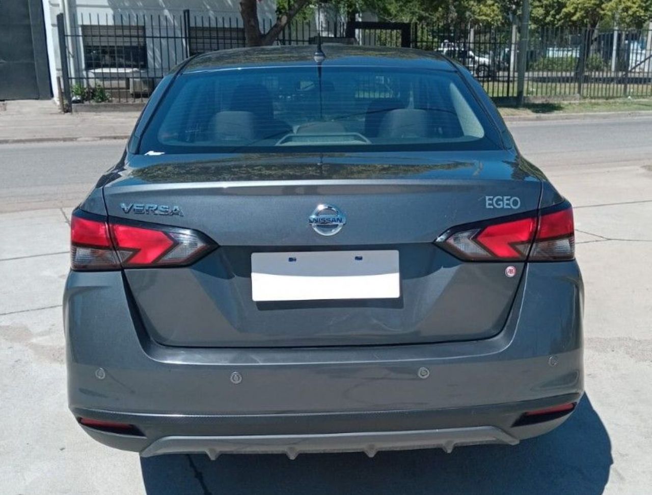 Nissan Versa Usado Financiado en Córdoba, deRuedas