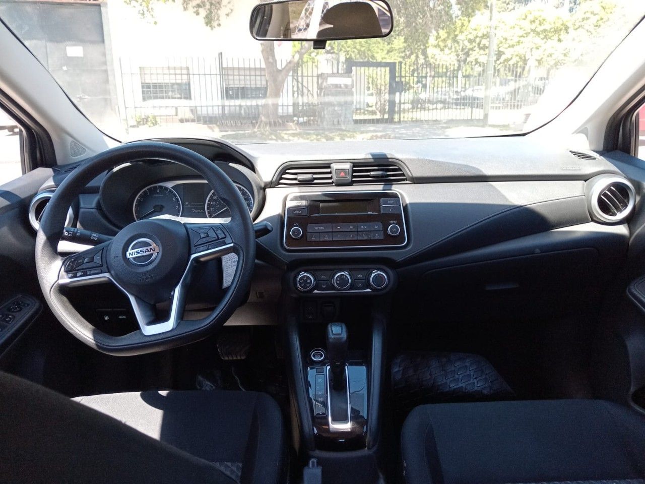 Nissan Versa Usado Financiado en Córdoba, deRuedas