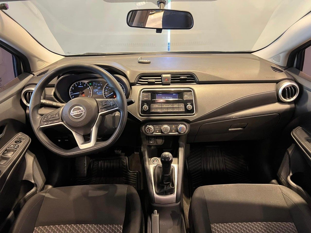 Nissan Versa Usado Financiado en Córdoba, deRuedas