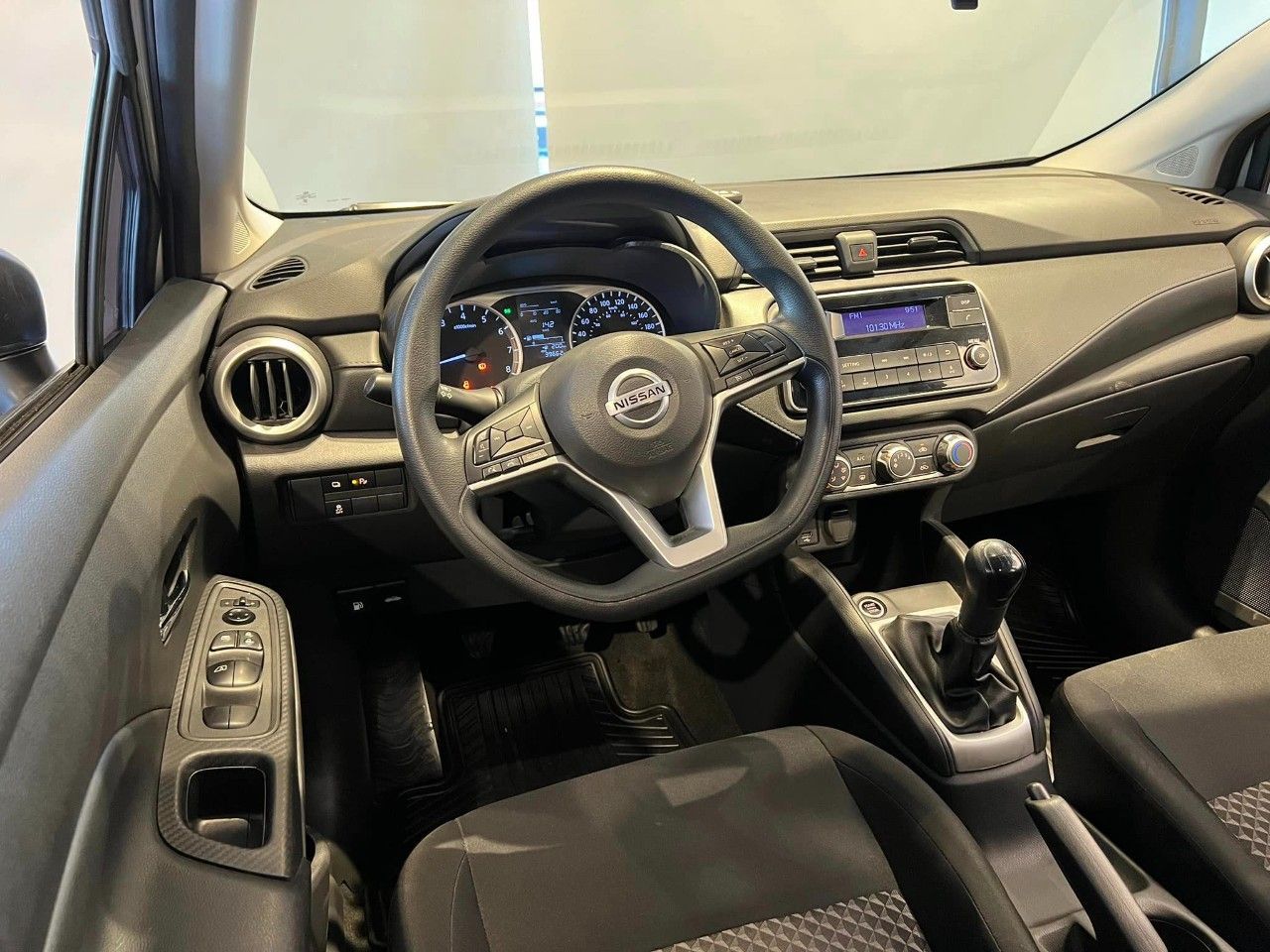 Nissan Versa Usado Financiado en Córdoba, deRuedas