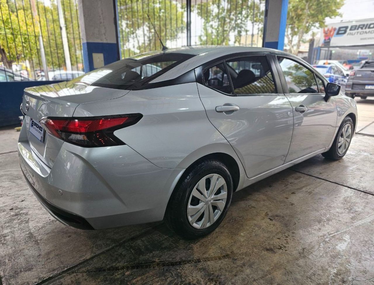 Nissan Versa Usado en Mendoza, deRuedas