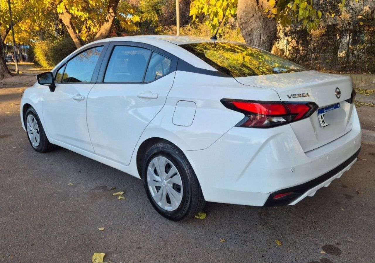 Nissan Versa Usado en Mendoza, deRuedas