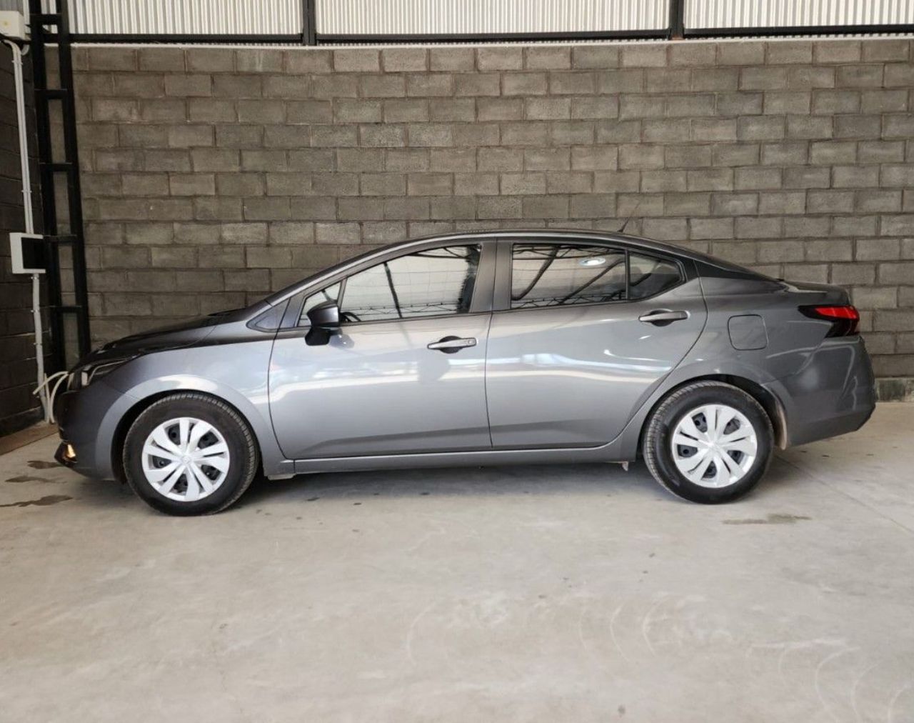 Nissan Versa Usado Financiado en Córdoba, deRuedas