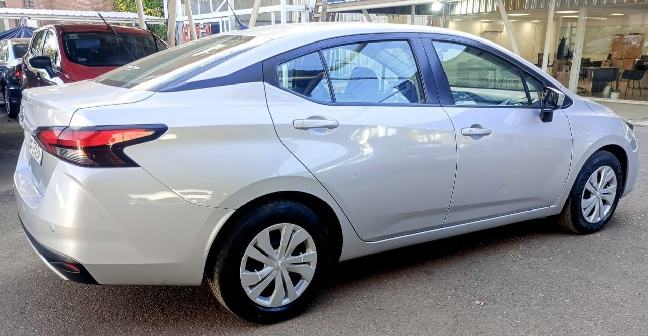 Nissan Versa Usado en Mendoza, deRuedas