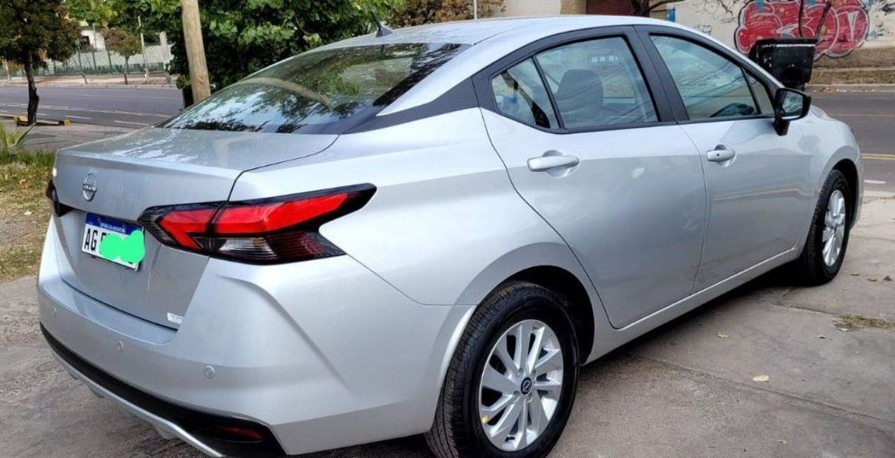 Nissan Versa Usado en Mendoza, deRuedas