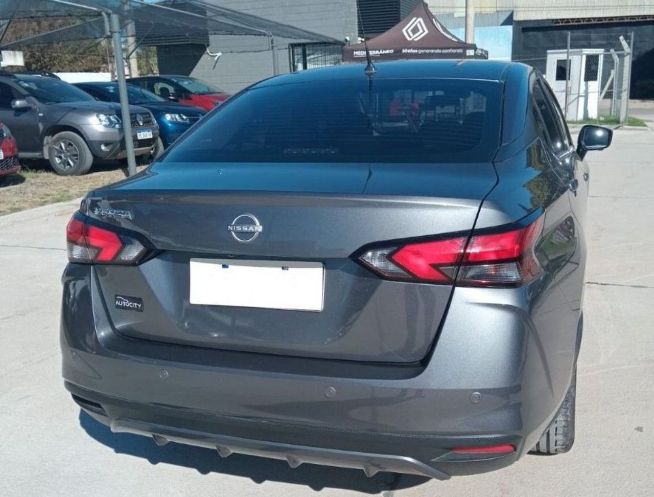 Nissan Versa Usado Financiado en Córdoba, deRuedas