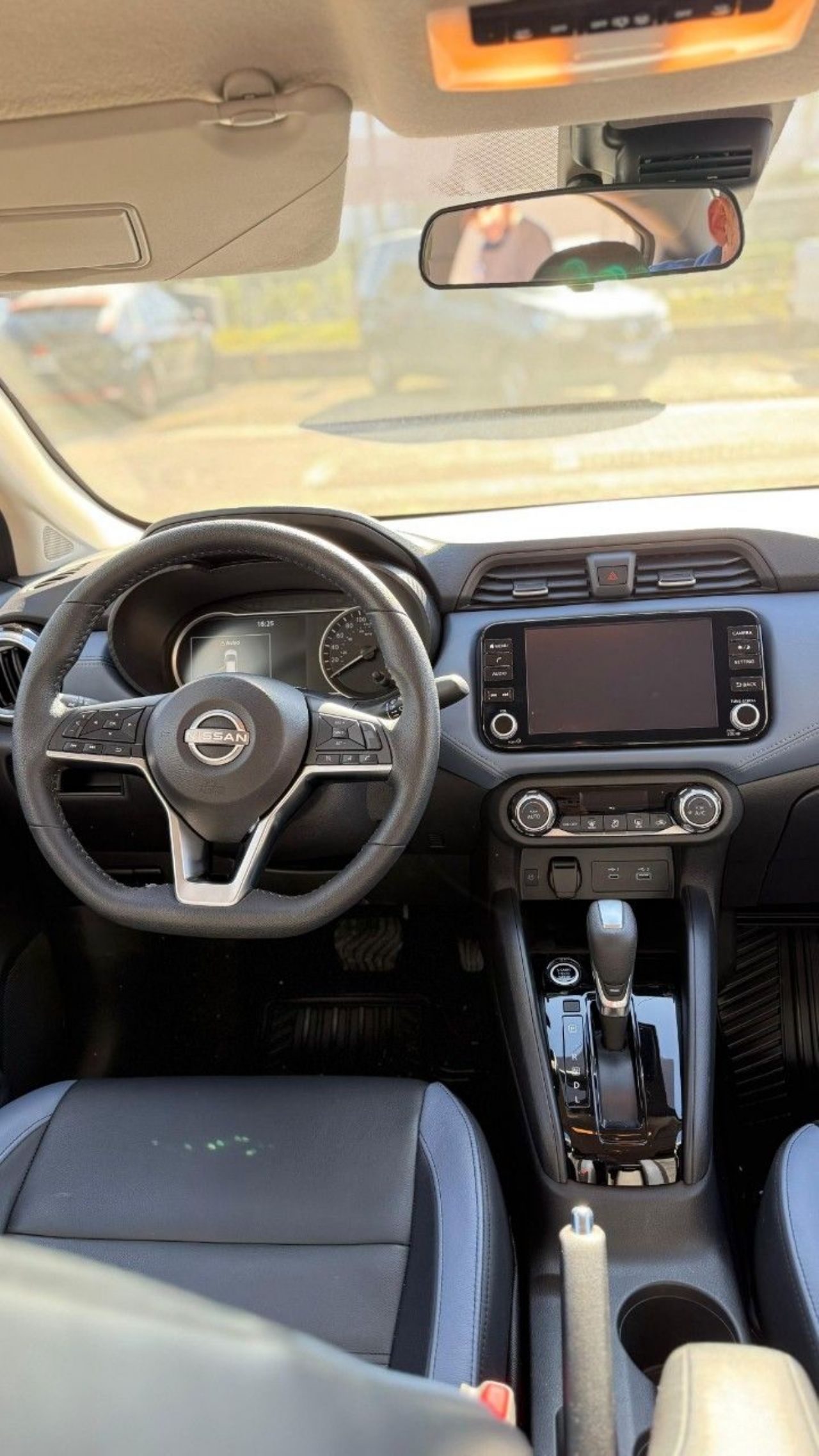 Nissan Versa Usado Financiado en Córdoba, deRuedas