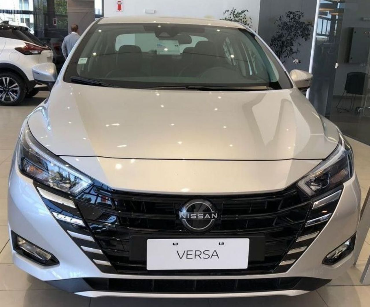Nissan Versa Nuevo en Córdoba, deRuedas