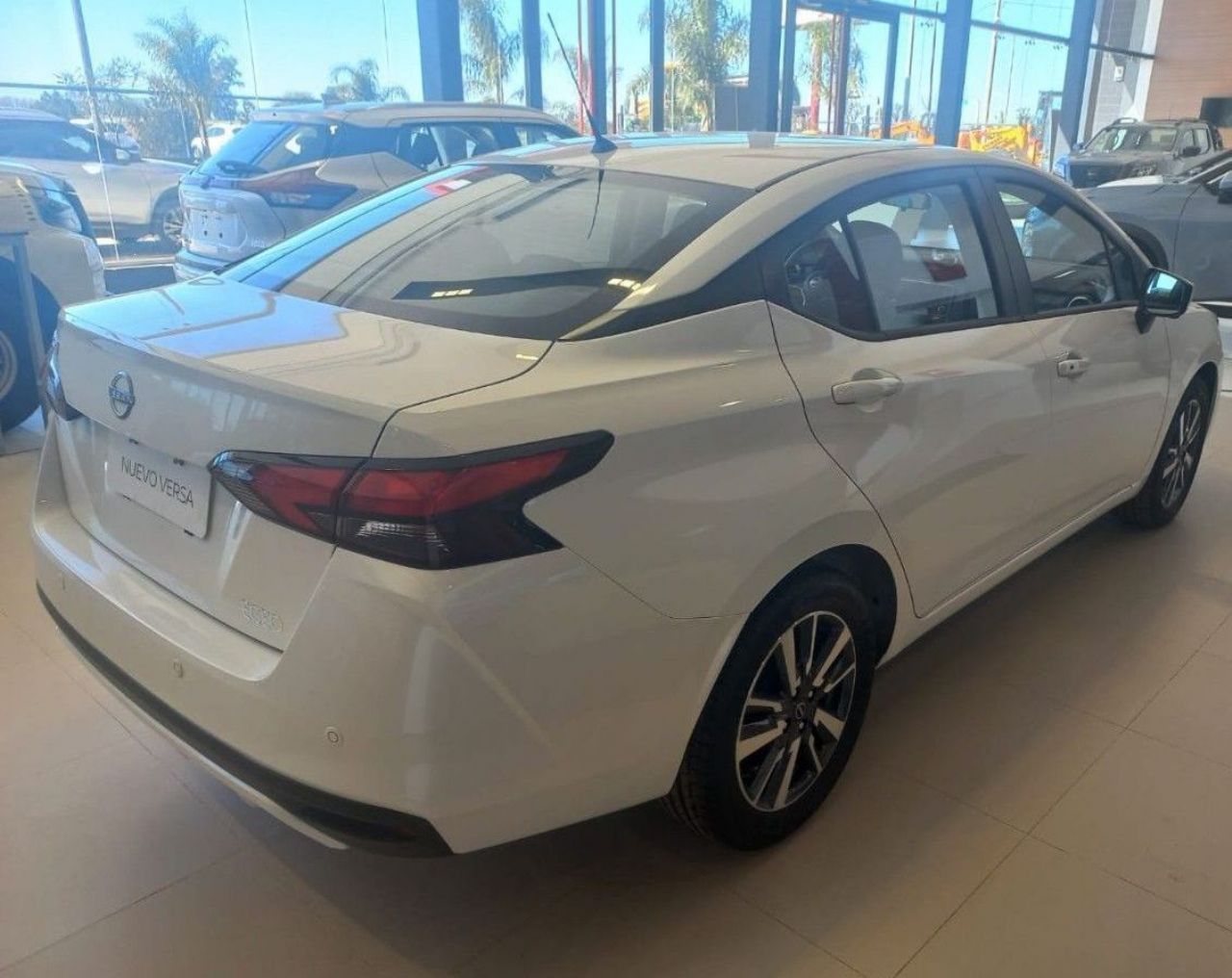 Nissan Versa Nuevo en Córdoba, deRuedas