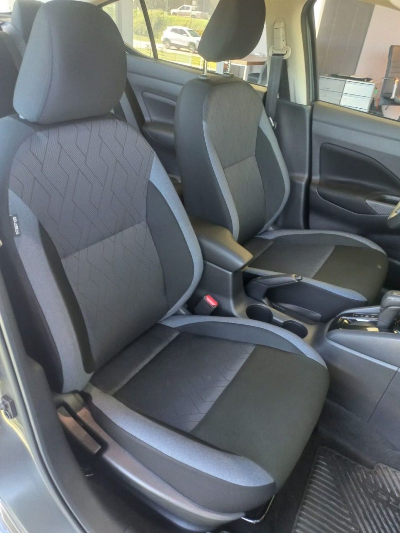 Nissan Versa Nuevo en Córdoba, deRuedas