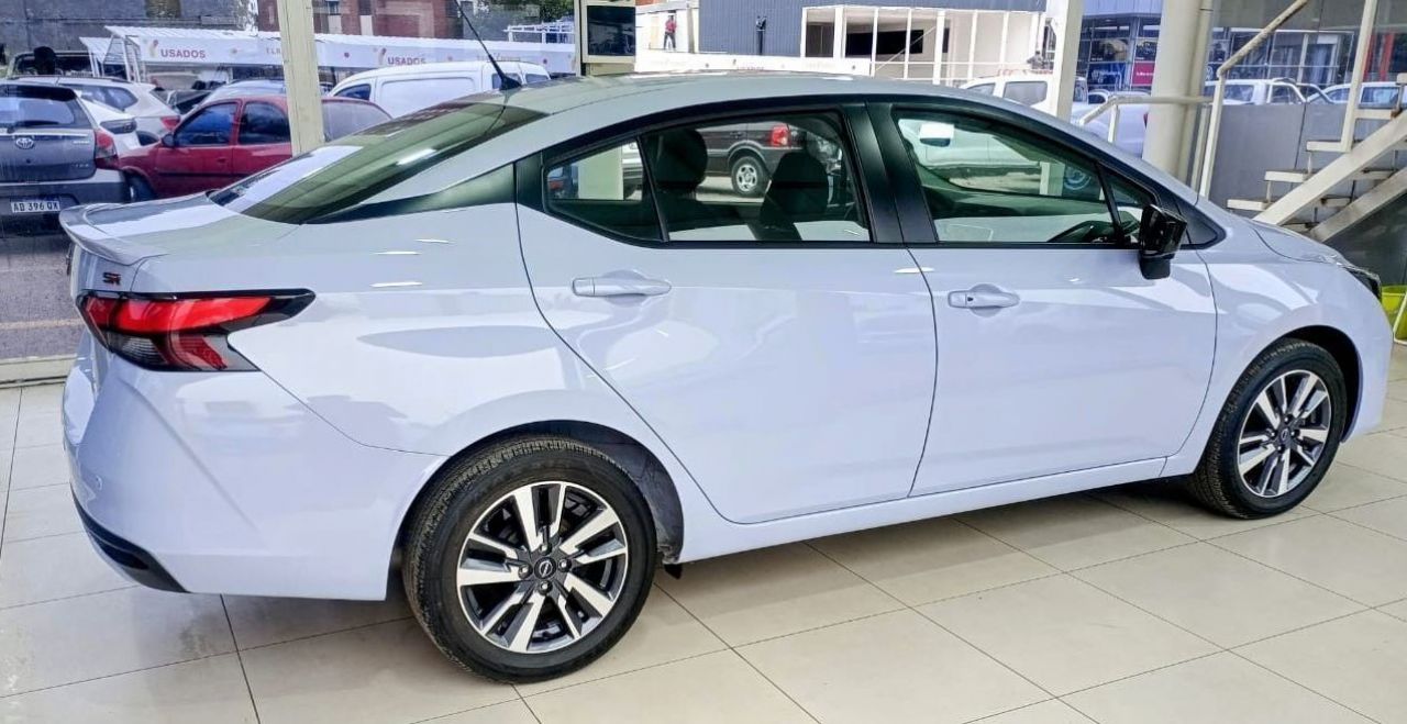 Nissan Versa Nuevo en Mendoza, deRuedas