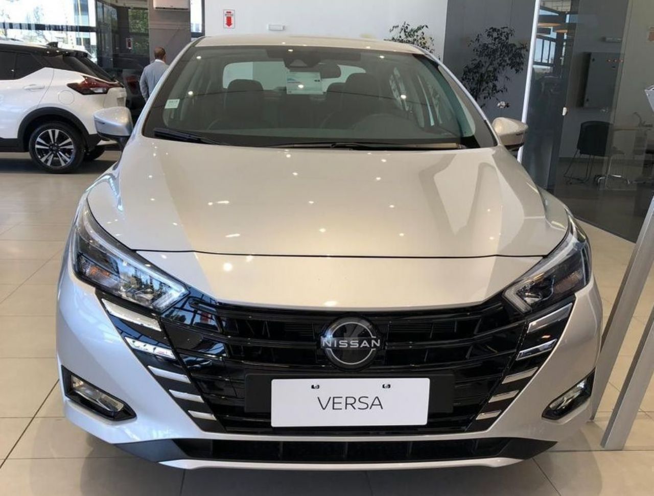 Nissan Versa Nuevo en Córdoba, deRuedas