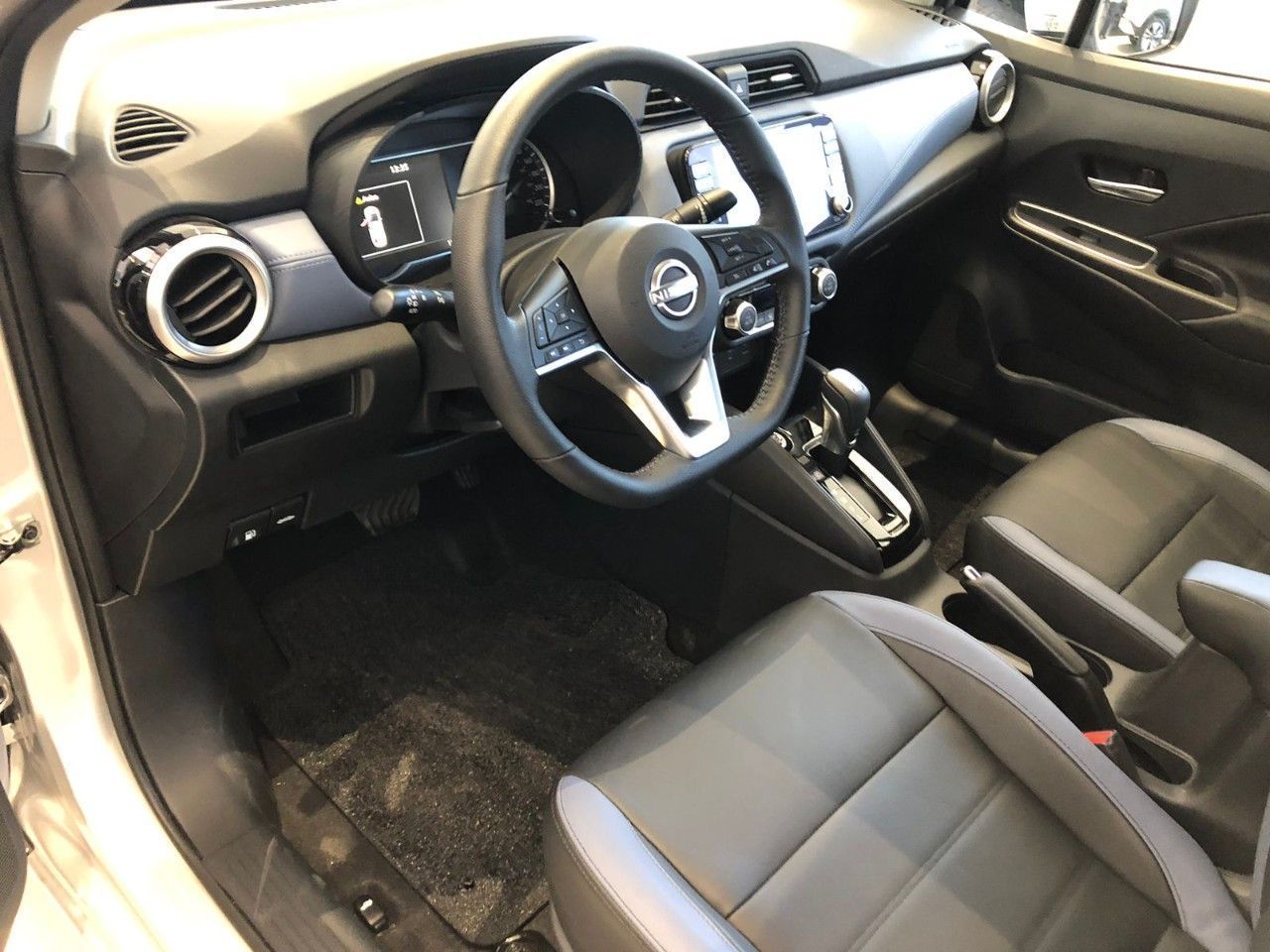 Nissan Versa Nuevo en Córdoba, deRuedas