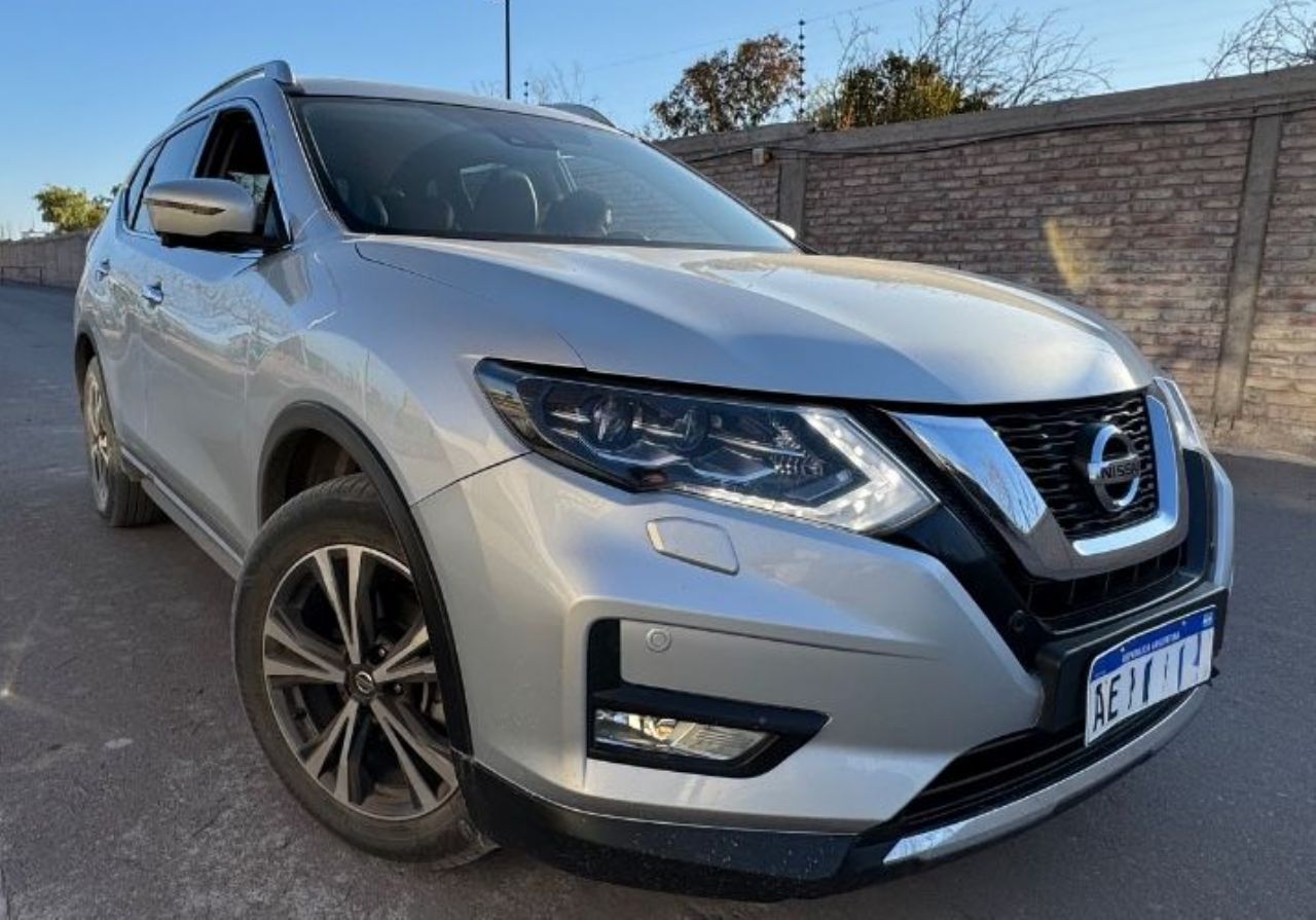 Nissan X-Trail Usado en Mendoza, deRuedas